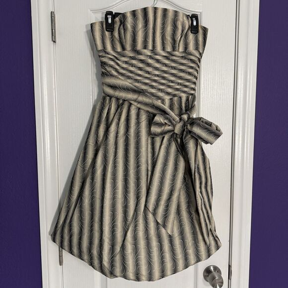 BCBG MAXAZRIA Strapless Striped Bubble Hem Sleeveless Ombre Dress Women’s Size 4 - Picture 12 of 13